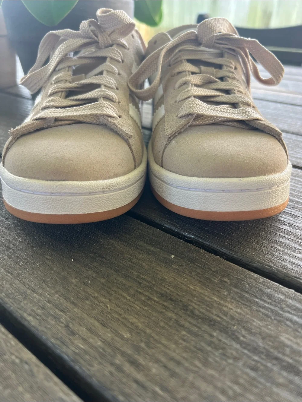 Adidas Campus 00s Sneakers – Beige/Tan & White